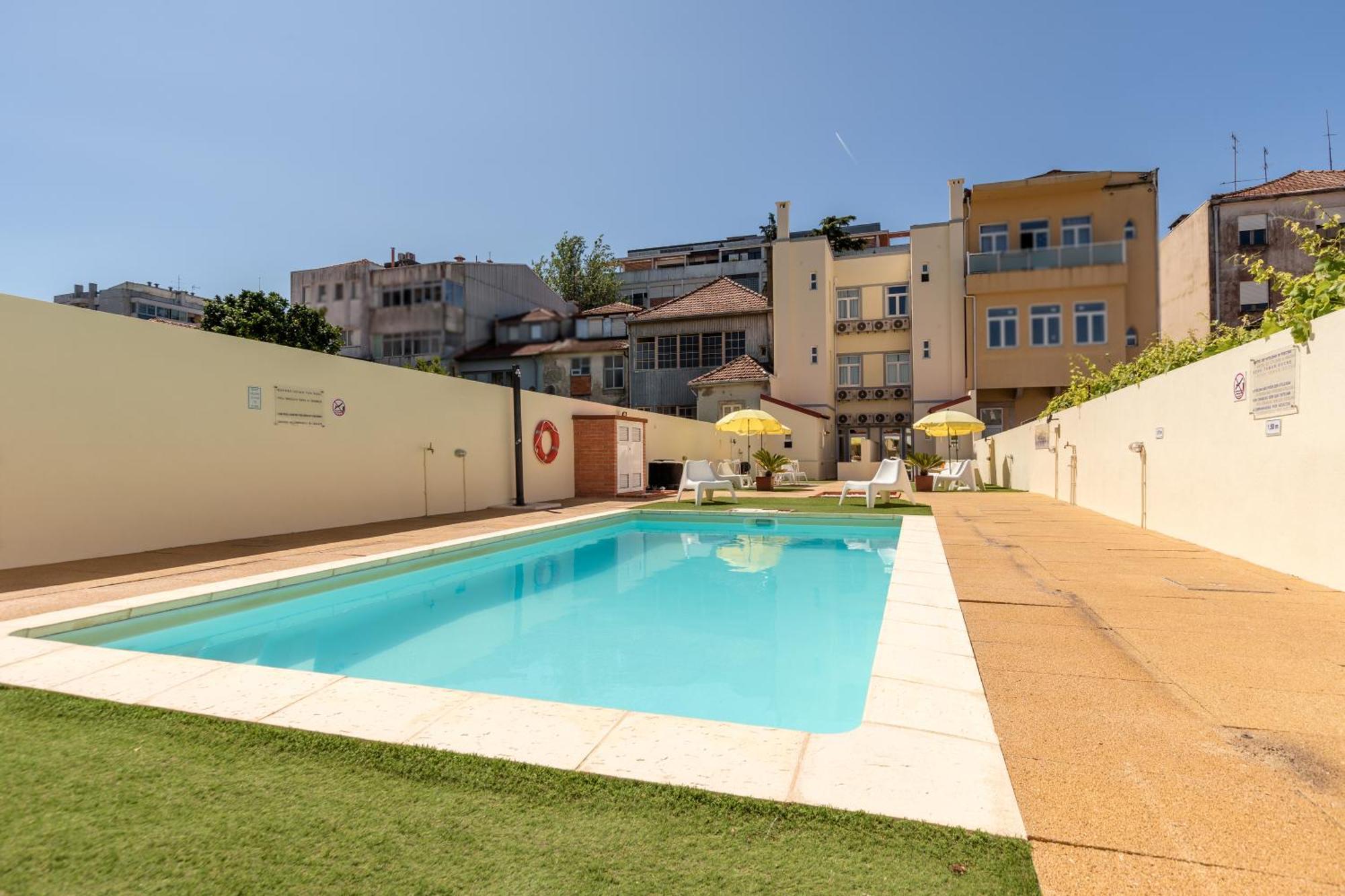 731 Costa Cabral Metro Residence Porto Exterior photo