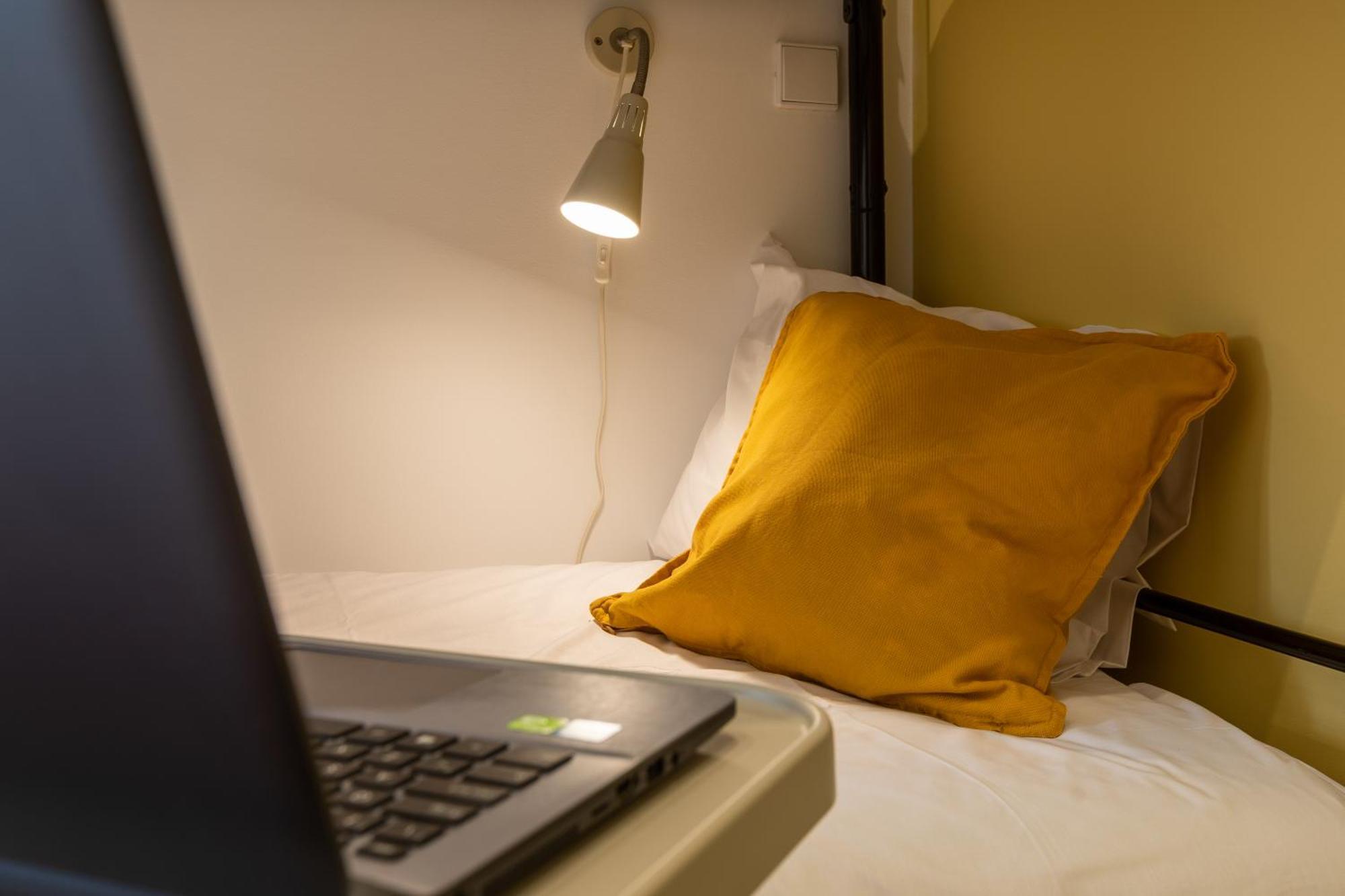 731 Costa Cabral Metro Residence Porto Room photo