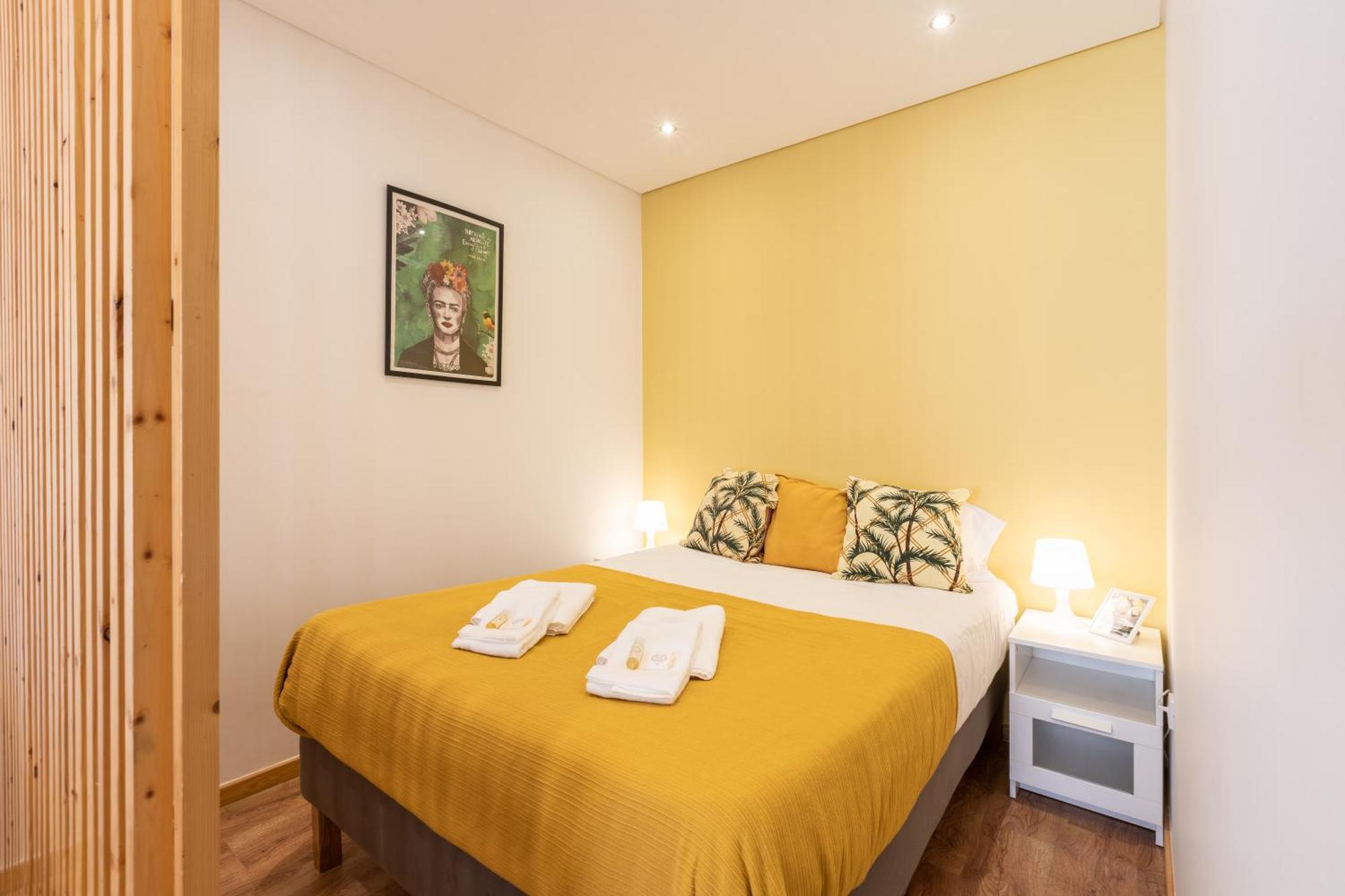 731 Costa Cabral Metro Residence Porto Room photo