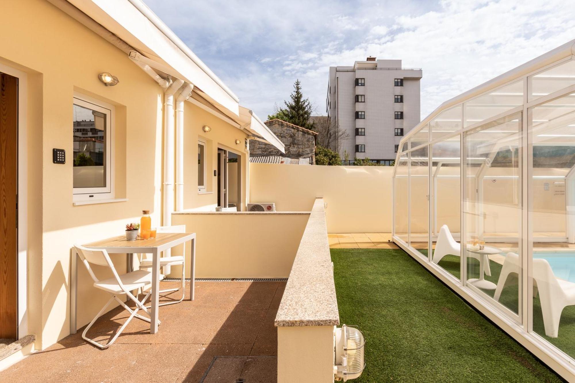 731 Costa Cabral Metro Residence Porto Room photo